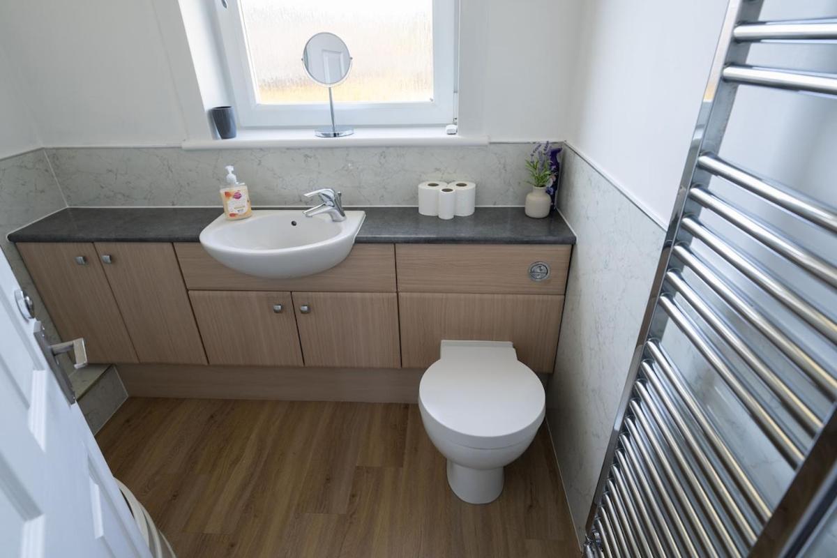Derry House - 3 Bedroom Apartment *
